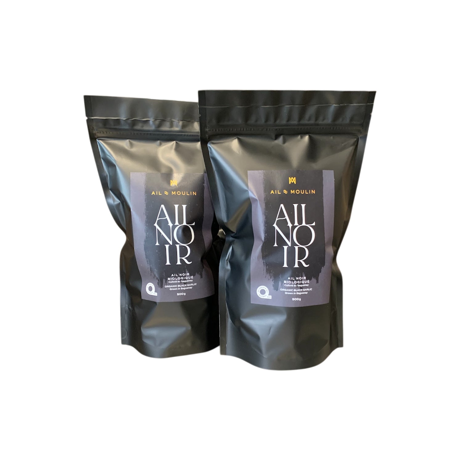 Ail noir biologique entier issu de la réaction de Maillard, texture moelleuse et saveur umami douce, format 1 kg, idéal pour cuisine professionnelle et gastronomique